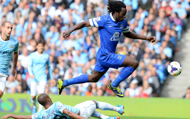Fernandinho Manchester City Romelu Lukaku Everton