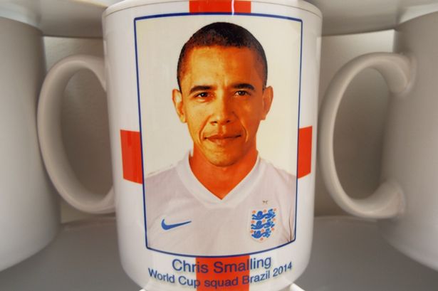 obama-smalling-mug