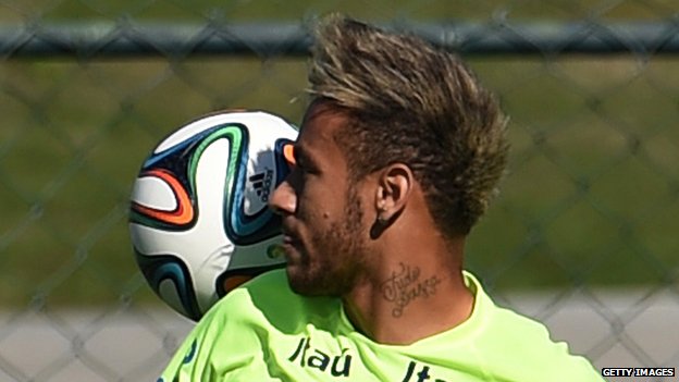 _76143688_neymar-again