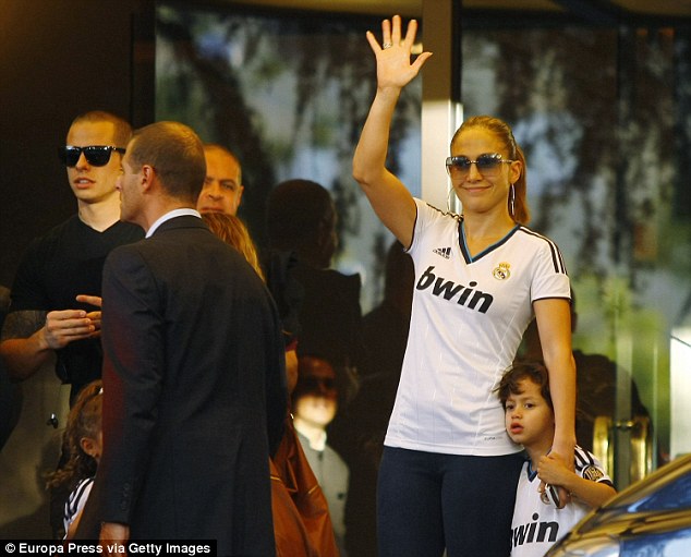 Jennifer Lopez - Real Madrid