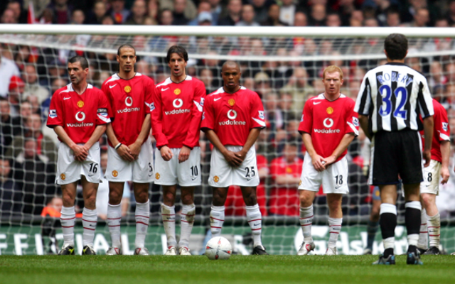 Laurent Robert free kick