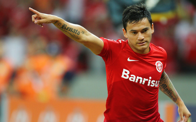 Charles Aranguiz Internacional
