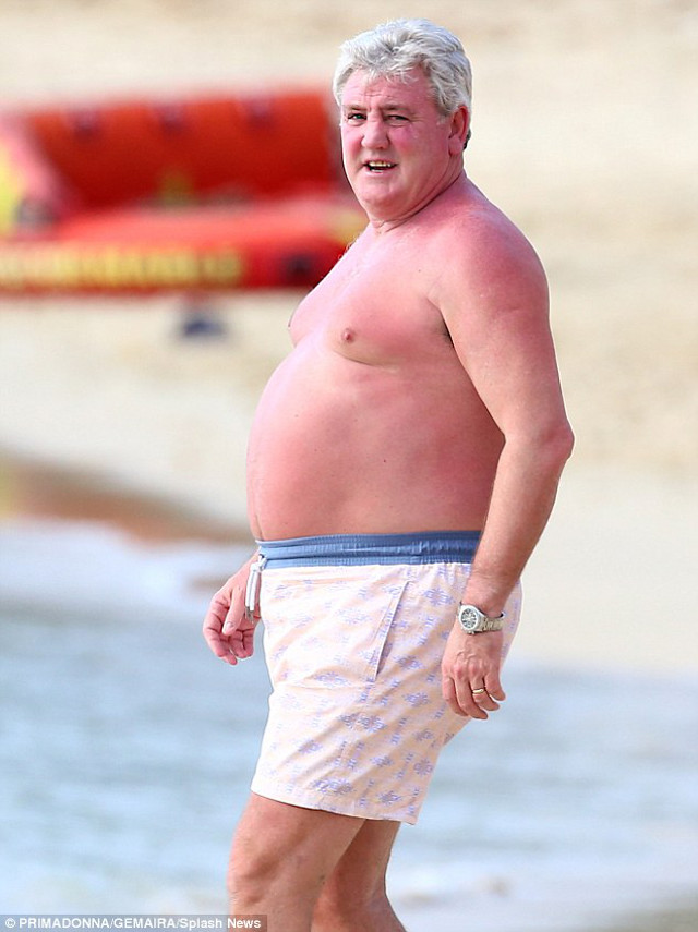 steve bruce holiday