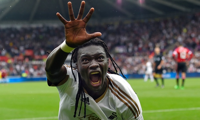 Bafetimbi Gomis Swansea