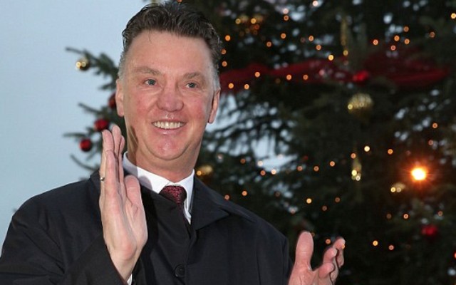 Louis van Gaal under a Christmas tree