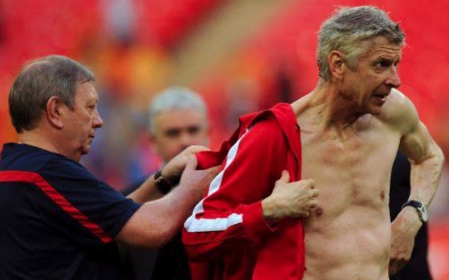 Wenger strip tease