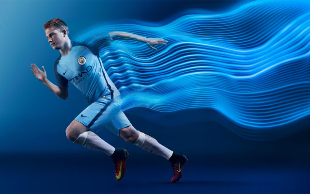 Man City home kit 4