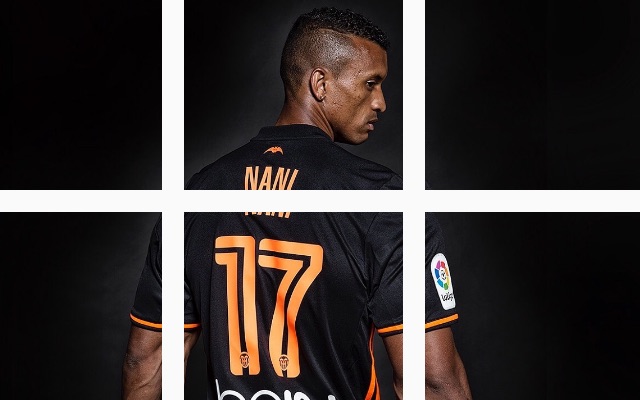 Nani in new Valencia shirt