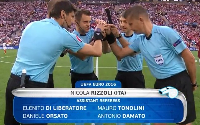 Referee Nicola Rizzoli