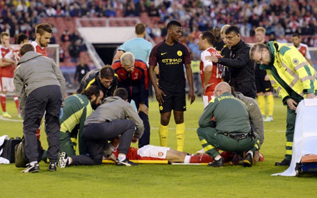 Gabriel Paulista injury