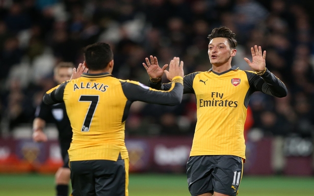 Sanchez Ozil