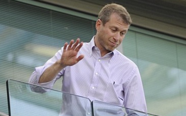roman abramovich waving