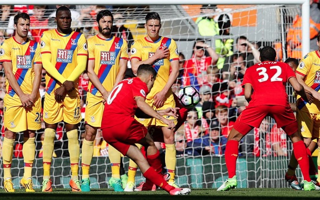 Coutinho free kick vs Crystal Palace