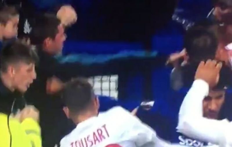 everton fan slap
