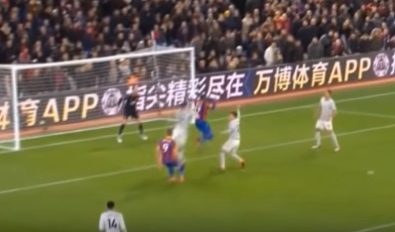 Benteke vs De Gea