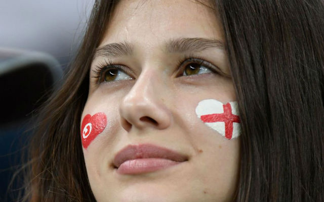 Hottest World Cup 2018 fans Tunisa and England 1