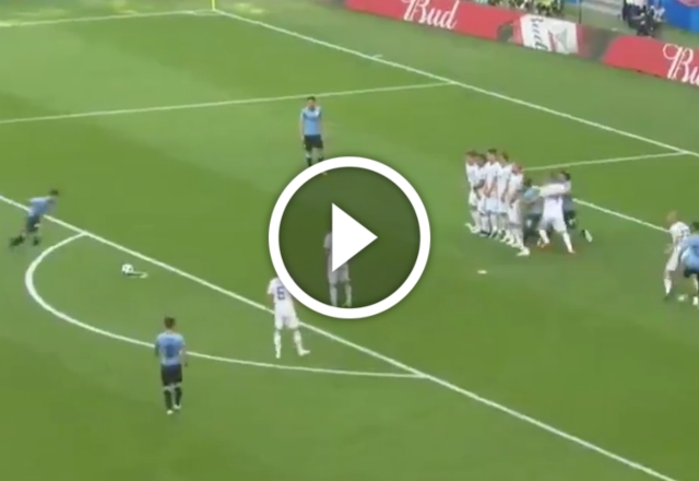 Suarez Uruguay Russia goal