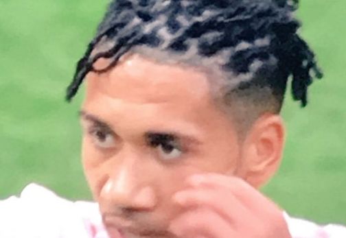 smalling hair