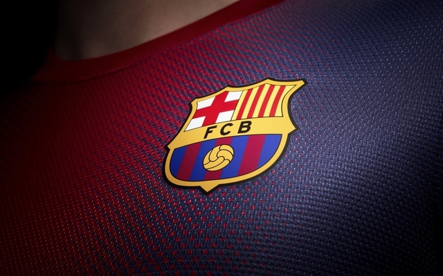Fans react to Barcelona squad for valencia clash