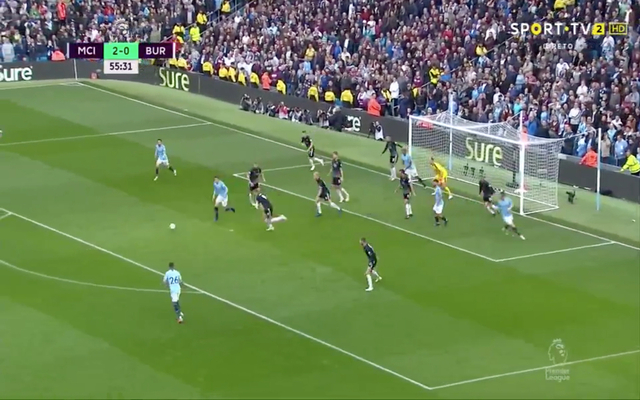Fernandinho rocket vs Burnley