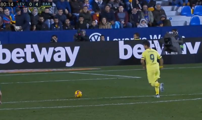 suarez miss video