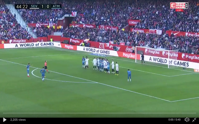 Video-Griezmann-scores-superb-freekick-for-Atletico-vs-Sevilla