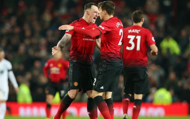 jones-lindelof-man-utd