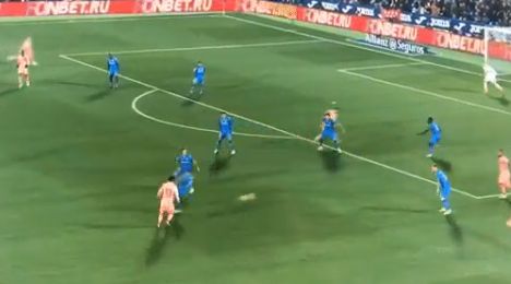 messi pass video