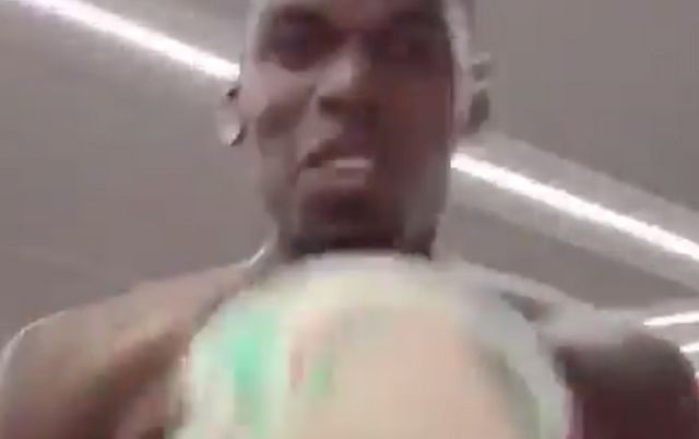 Pogba-Bailly-nutmeg