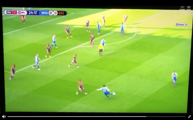 Chelseas-Reece-James-nearly-scores-outrageous-goal