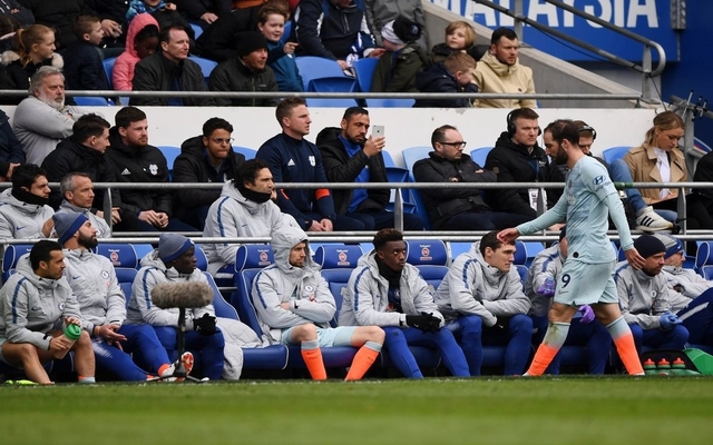 Higuain-subbed-off-for-Chelsea-Hudson-Odoi-looking-angry