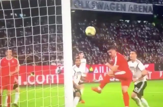Luka-Jovic-goal-Serbia