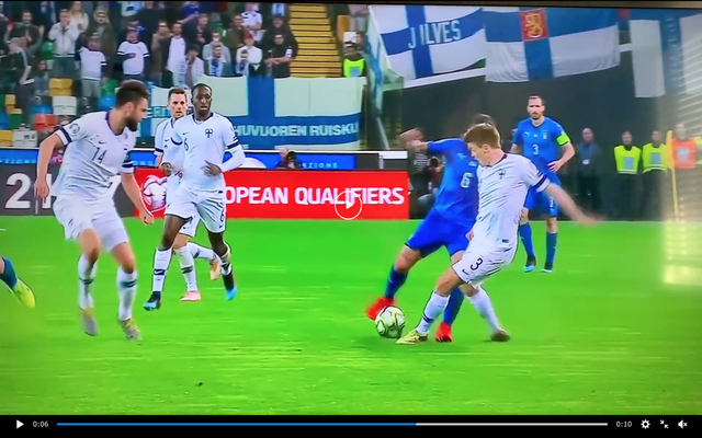 Verratti-pulls-off-incredible-skill-for-Italy-vs-Finland