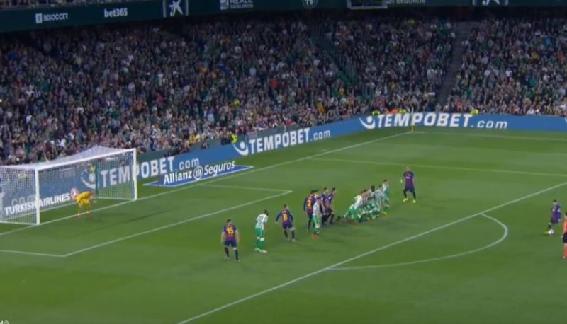 messi free kick goal video