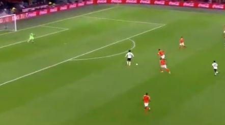 leroy sane vs virgil van dijk video