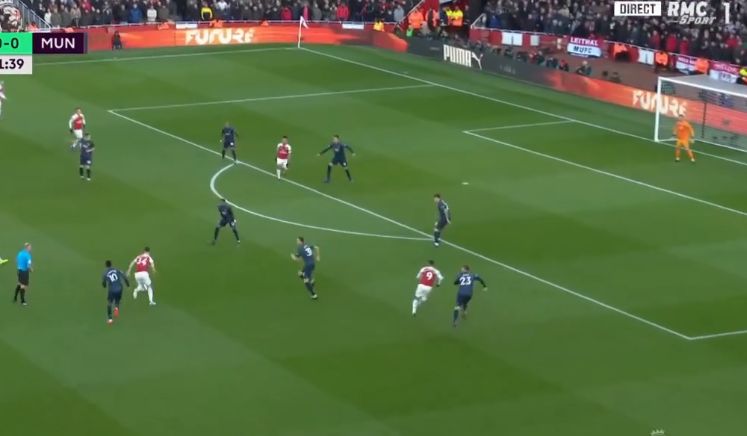 xhaka-goal-vs-man-utd
