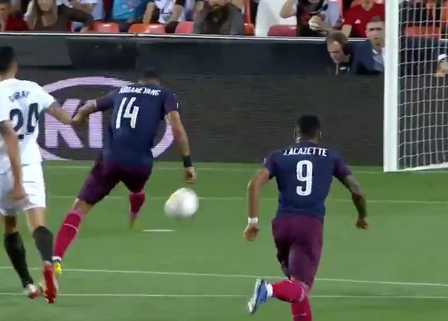 Aubameyang-goal-Arsenal-Valencia