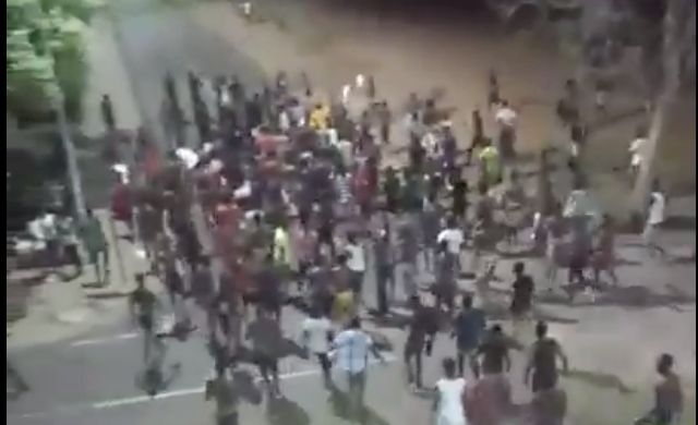 Liverpool fans Ghana celebrate Barcelona win