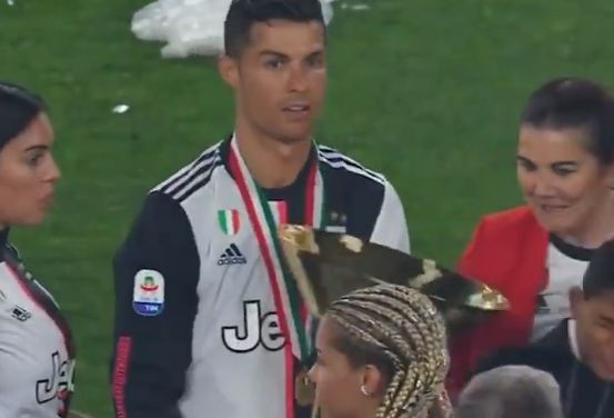 ronaldo-trophy-video
