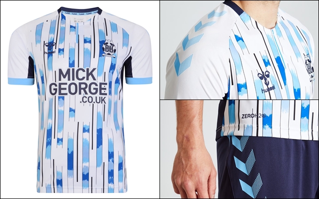Cambridge United's retro-themed Away kit for the 2019/2020 season
