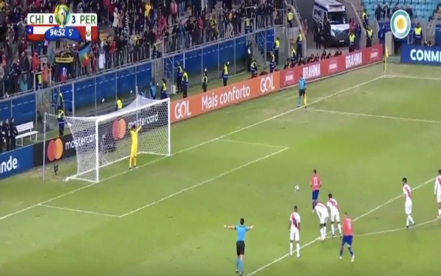 Vargas-penalty-miss