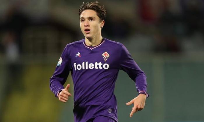 Federico Chiesa playing for Fiorentina