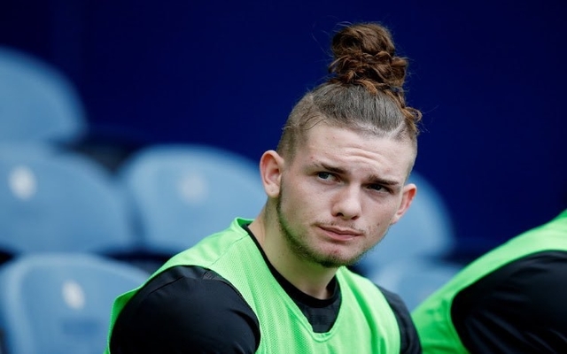Harvey-Elliott-sitting-on-the-bench