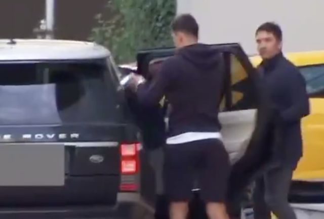 Maguire-in-Manchester-ahead-of-Man-Utd-move