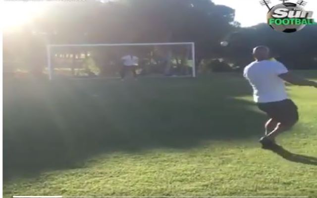 Roberto Carlos freekick
