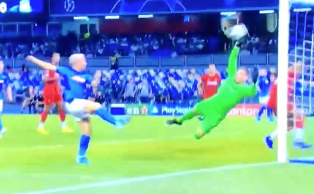 Adrian-save-Napoli-Liverpool-Mertens