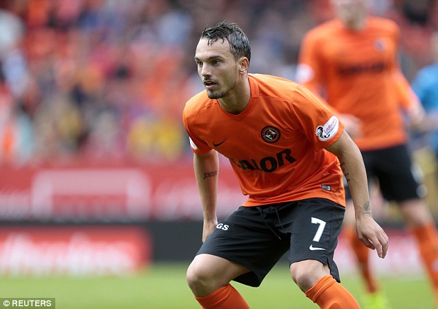 A rare sighting of Rodney Sneijder in action for Dundee United