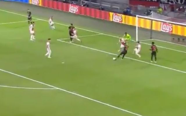 Batshuayi-goal-Chelsea-Ajax
