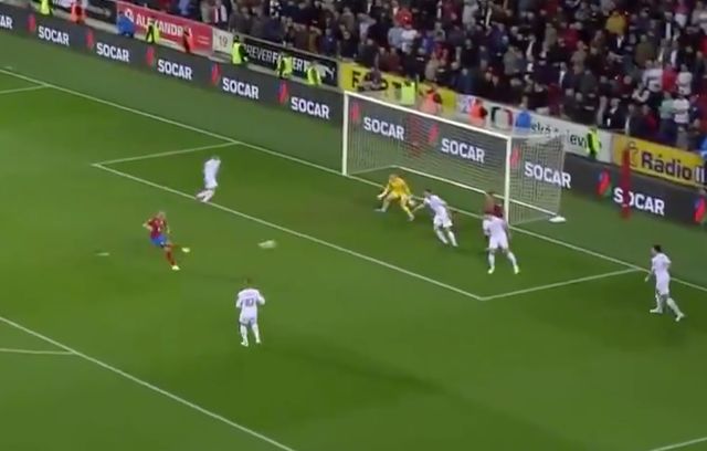 Ondrasek-goal-Czech-Republic-England