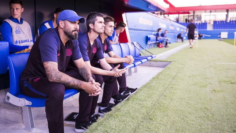 Victor-Valdes-Barcelona-coach